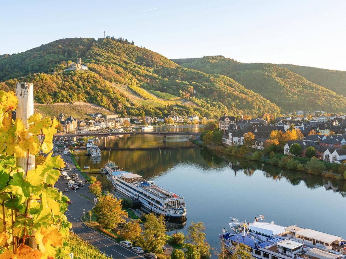 Mosel Roeschen *